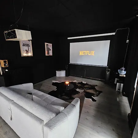 Black Box Cinema Avec Balneo