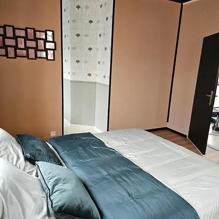 Black Box Cinema Avec Balneo Appartement
