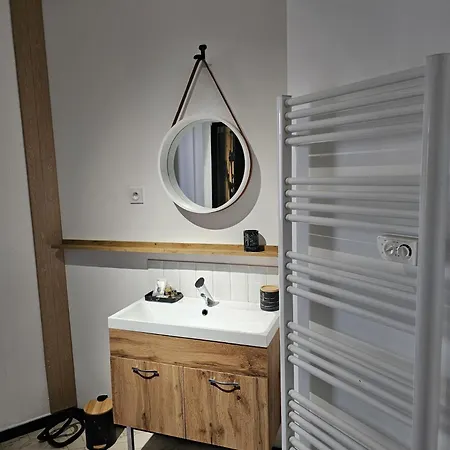 Apartamento Black Box Cinema Avec Balneo *